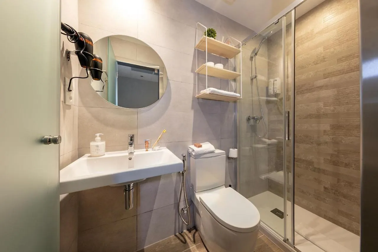 Guest house Standbyme Ramblas Barcelona