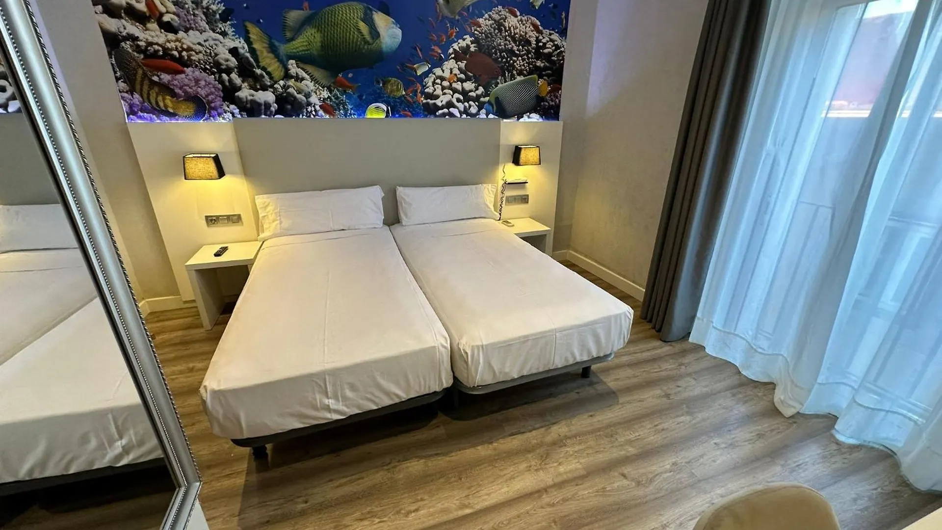 Guest house Standbyme Ramblas Barcelona