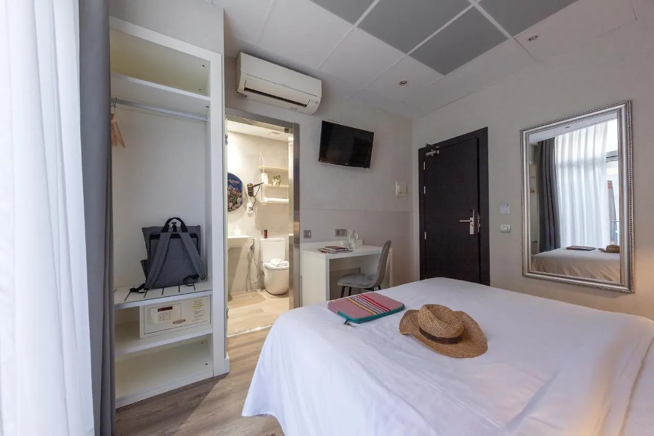 ** Guest house Standbyme Ramblas Barcelona Spain