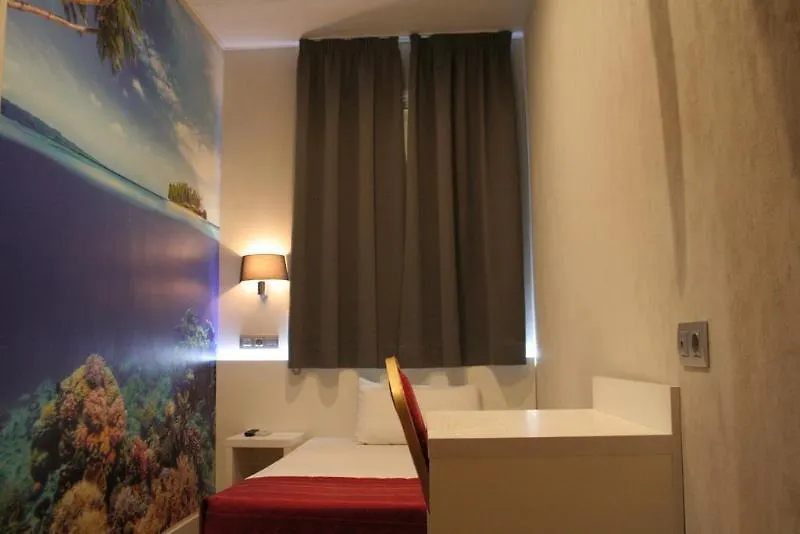 Guest house Standbyme Ramblas Hotel Barcelona